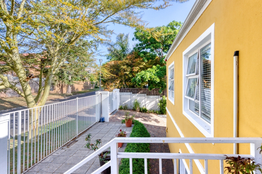 6 Bedroom Property for Sale in Olive Grove Western Cape